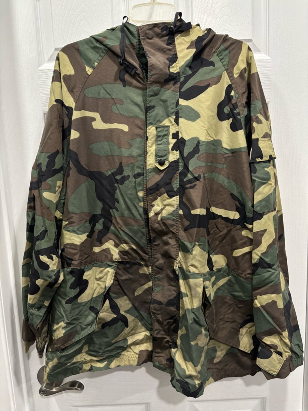Men's Camouflage Hooded Field Jacket - Green Camo